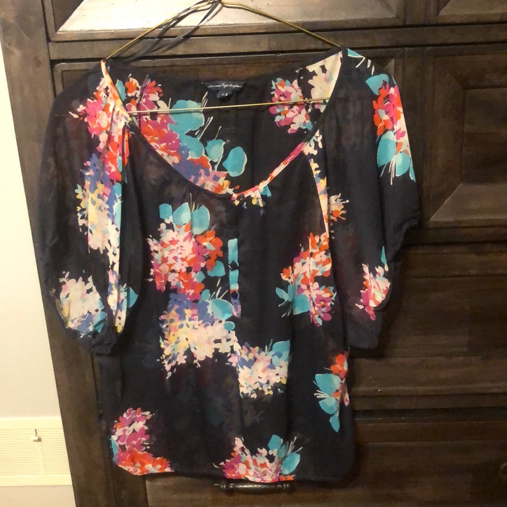 American Eagle Top